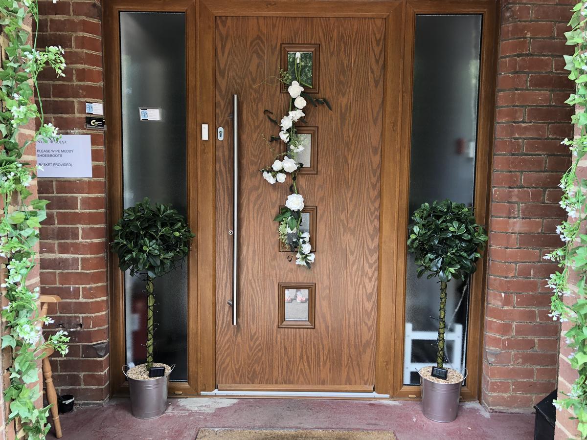 באנבורי Prospect Guest House מראה חיצוני תמונה
