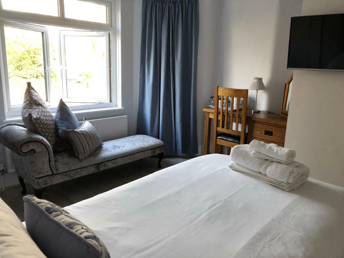 באנבורי Prospect Guest House מראה חיצוני תמונה