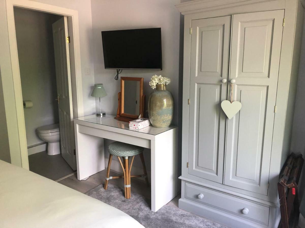 באנבורי Prospect Guest House מראה חיצוני תמונה